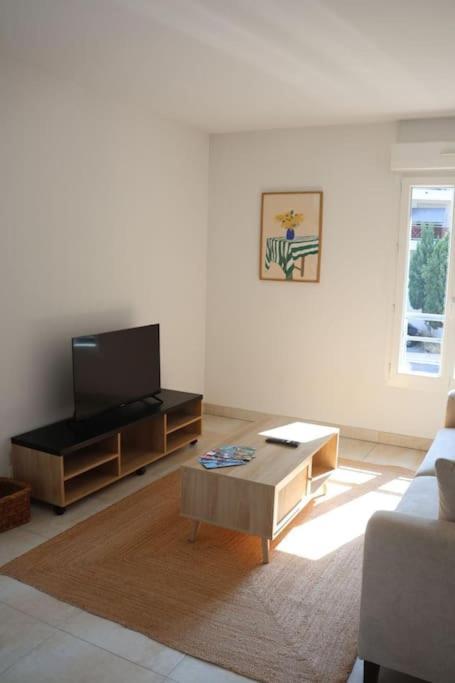 Suberbe Appartement Climatise Avec Terrasse Saint-Raphaël Exteriér fotografie